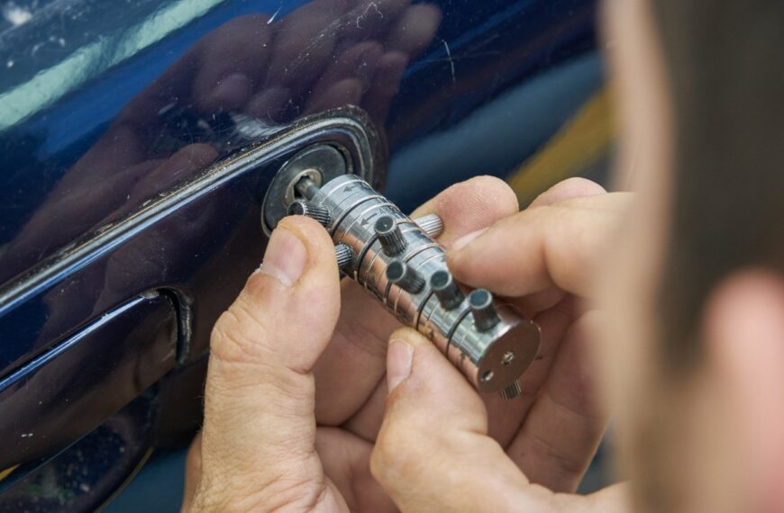 Awaryjne otwieranie samochodu: poradnik krok po&hellip;