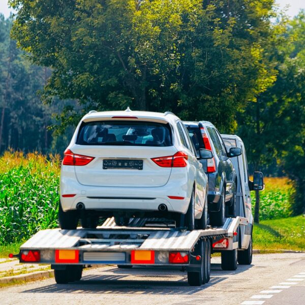Dlaczego auto szarpie podczas jazdy? Poszukiwanie przyczyny.