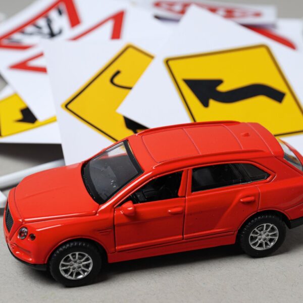 Kiedy autobus ma pierwszeństwo? Sytuacje na drodze.