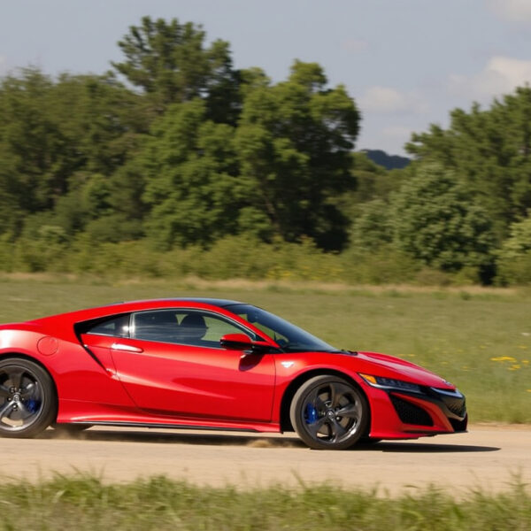 Honda NSX – opinie, cena, dane techniczne, wymiary, spalanie, osiągi
