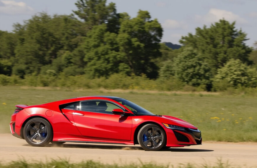 Honda NSX – opinie, cena, dane techniczne, wymiary, spalanie, osiągi