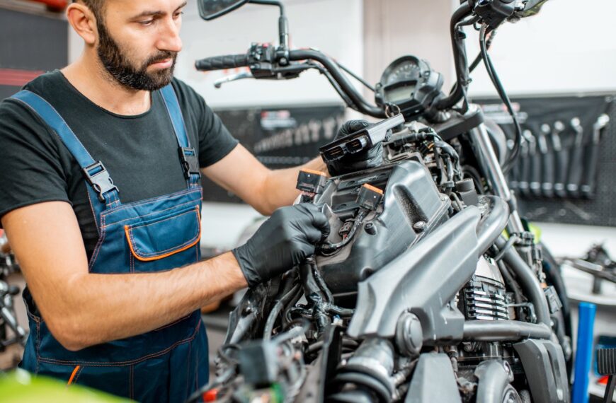 Hybrydowe motocykle: co warto o nich wiedzieć?