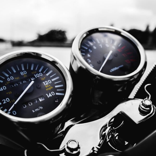 Jak przygotować motocykl do dalekich podróży: praktyczne wskazówki.